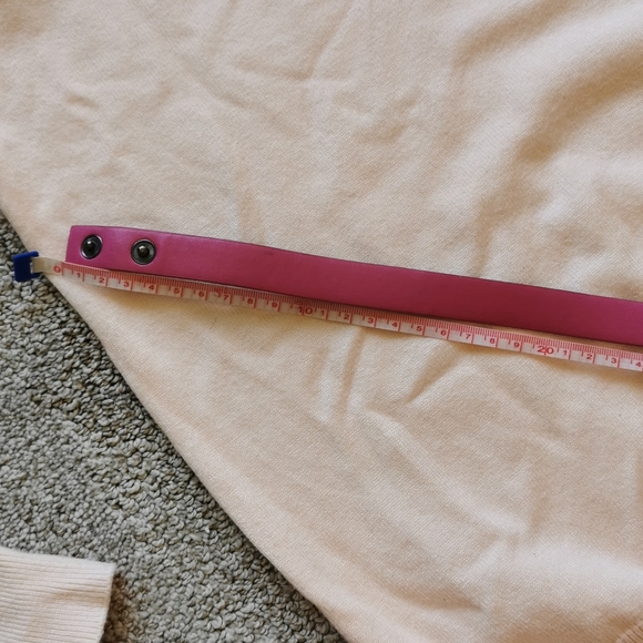 FREE with purchase - Pink faux leather belt - Picture 2 of 4